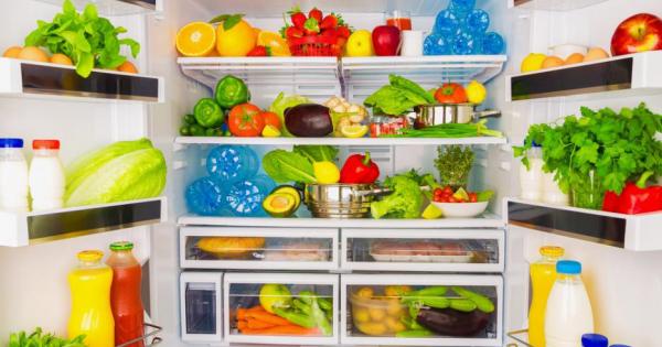 Отворете хладилника Нерядко в него се намират вехнещи зеленчуци мляко