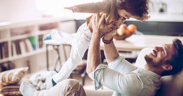 Отношенията между баща и син са особена територия в нея