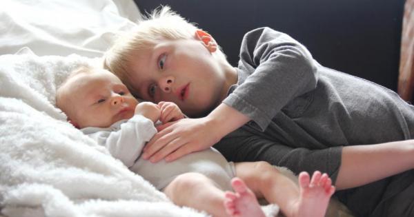 Знаех че да имаш 2 деца не е лесна работа Затова