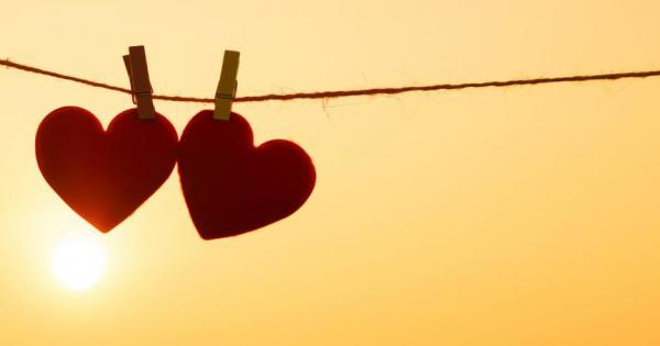 Най подходящата разлика във възрастта която спомага за дългосрочното удовлетворение от