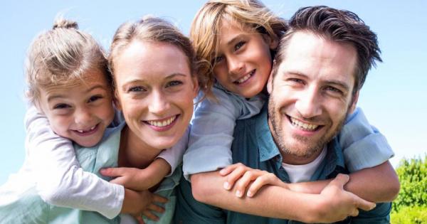 Учим хлапетата на честност и се стараем да сме максимално откровени