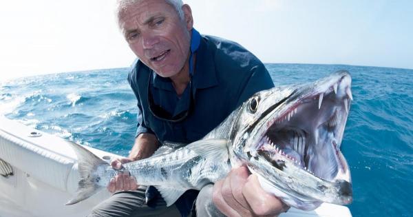 Биологът изследовател на сладководни басейни и и заклет рибар Джеръми