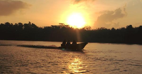 SELAMAT DATANG Добре дошли в Малайзия о Борнео – третия по