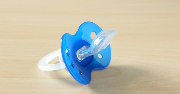 Основателят на фейсбук Марк Зукърбърг и съпругата му Присила Чан