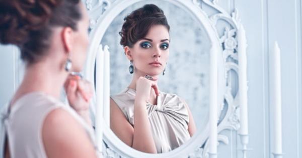 Американският писател и бизнес коуч Джулиан Смит дава практични съвети