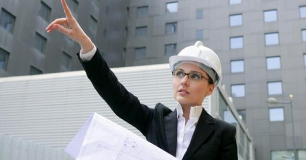 Намирането на първата постоянна работа в живота е наистина труден