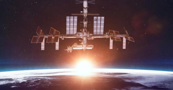 Една космическа разходка през юли, 2013 г. извън Международната космическа