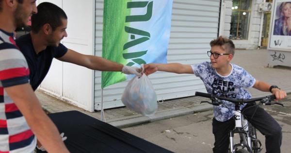 Над 1 5 тона рециклирани отпадъци и близо 1200 раздадени книги