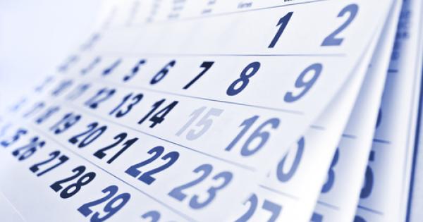 На тази дата през 1582 г папа Григорий XII въвежда