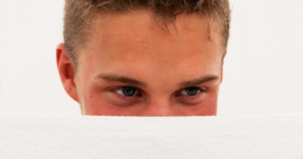 Наричате някого с погрешно име или случайно разбивате на парчета