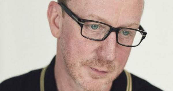 Барабанистът на Blur Дейв Раунтрий пристига в България по покана