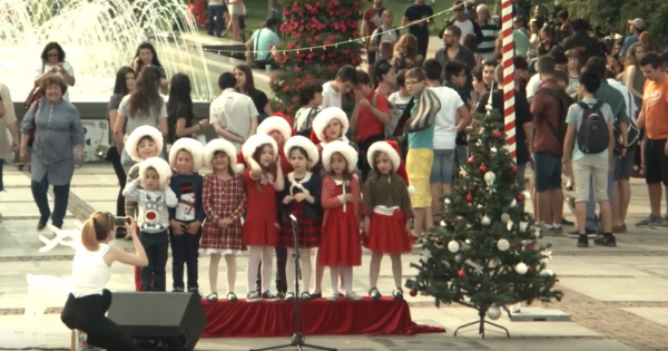 В масовите представи на нашето общество дарителството е сезонна работа