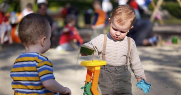 На всеки 100 момичета се раждат 106 момчета казва Minute