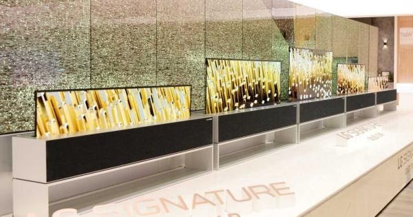 LG Electronics представи първия в света навиващ се телевизор от