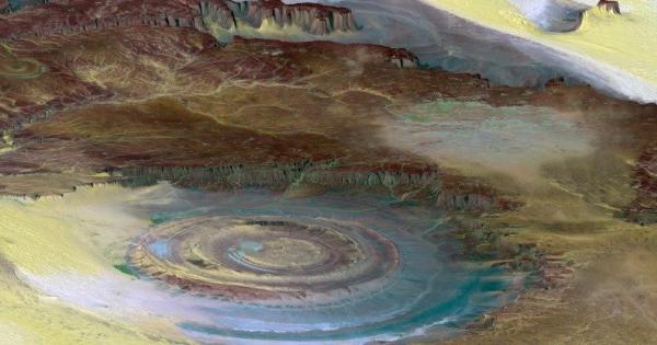 В продължение на хилядолетия Окото на Сахара крие тайните си