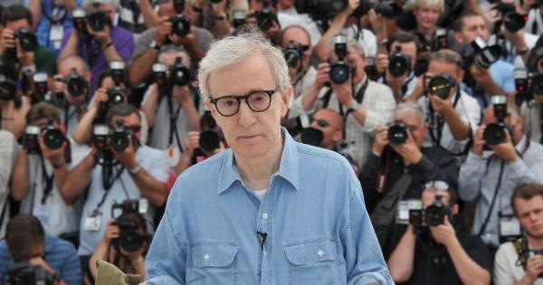 Американският режисьор драматург сценарист и актьор Алън Стюърт Конигсбърг по известен