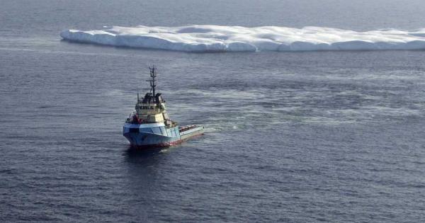 Северният ледовит океан е като последно депо за милиарди пластмасовите