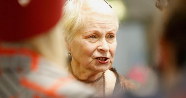 Вивиан Уестууд 1941 е сред най отличителните съвременни дизайнери отговорна предимно