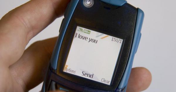 Списъкът с нелепи и забавни реплики на клиенти и оператори