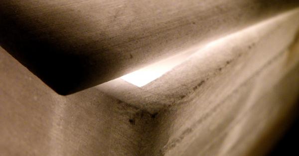 Смъртта на 37 годишния Джейсън Ерли е обвита в мистерия съобщава