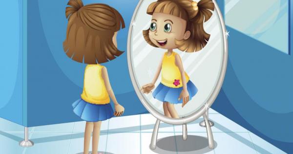 Много момиченца от ранна възраст се вълнуват от мамината козметика