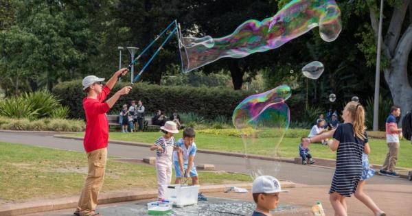 Време за мехурчета в лимонадата време за сапунени мехури –