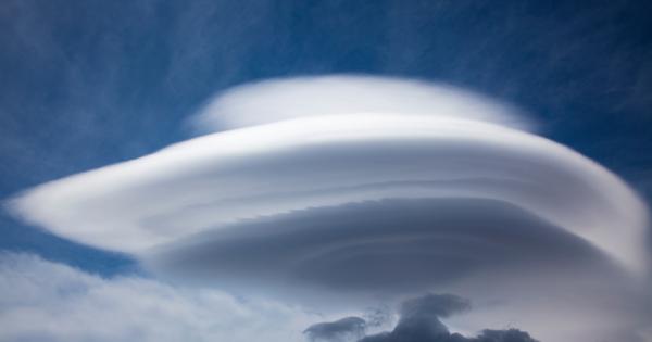 Следващия път когато видите нещо мистериозно в небето не бързайте да