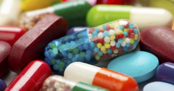 Гръцки учени установиха че даването на антибиотици на детето преди то