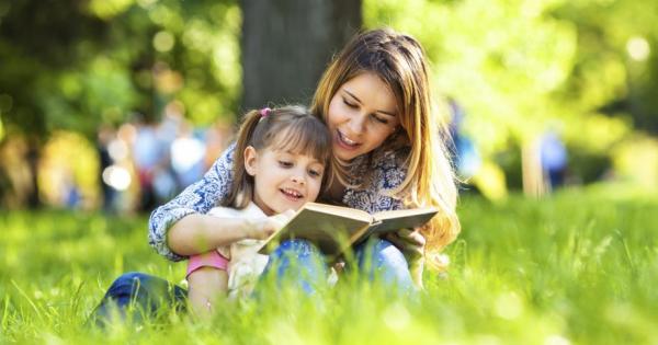 Родители четете на глас на своите деца – повелята е