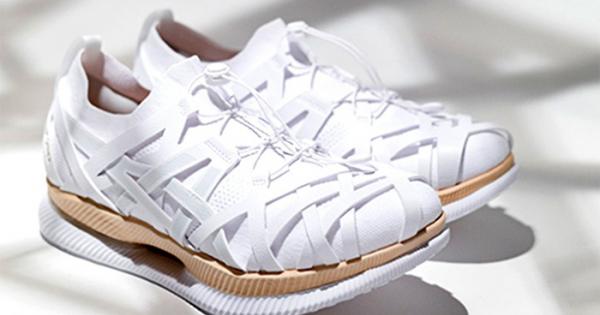 Японският архитект Кенго Кума проектира маратонки които съдържат дърво в