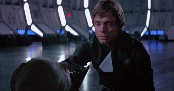 Изненадващо Не съвсем Дейвид Бениоф и Д Б Уейс вече