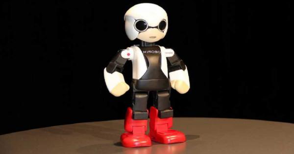 Робот дете беше представен в Япония пише Мениджър Нюз Андроидът