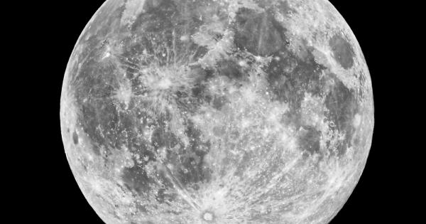 Учените отдавна спорят дали Луната и приливните сили играят роля