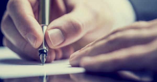 ВАРИАНТ 1 Скъпи шефе В продължение на цяла година правих всякакви