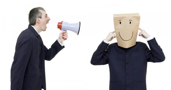 Обикновено служителите заемат централно място когато обсъждаме лошото поведение на