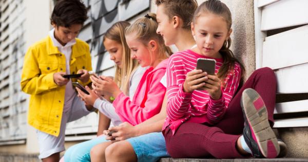 Да дадете на детето си смартфон е равносилно на това