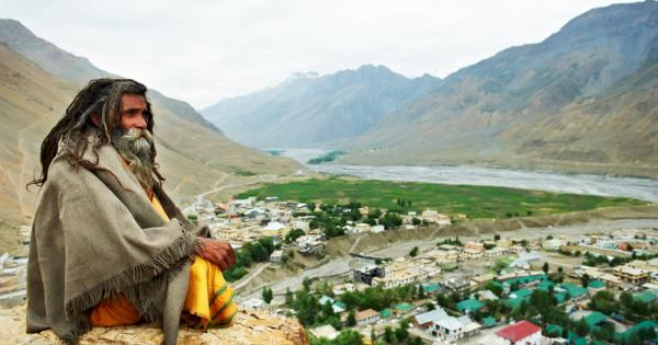 Един ден ученикът попитал своя Учител Кажете Учителю защо всички