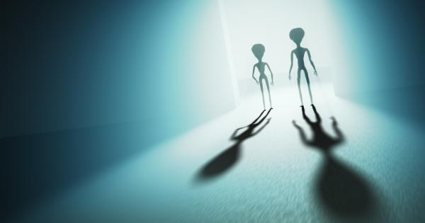 Овен Изпада в ярост и извънземните се принуждават да го я