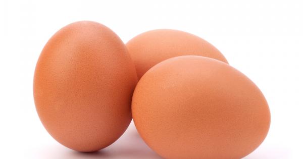 Да чукнеш яйце в стъкена купа и да наблюдаваш как