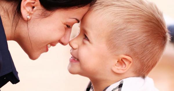 По повод британския Ден на майката в социалните медии набра