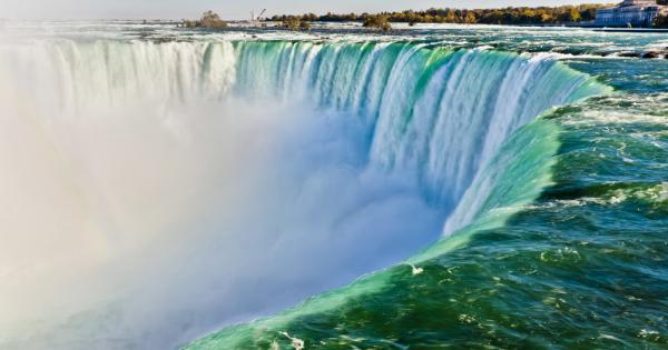 не е някой млад смелчага а 63 годишна учителка През 1901 година