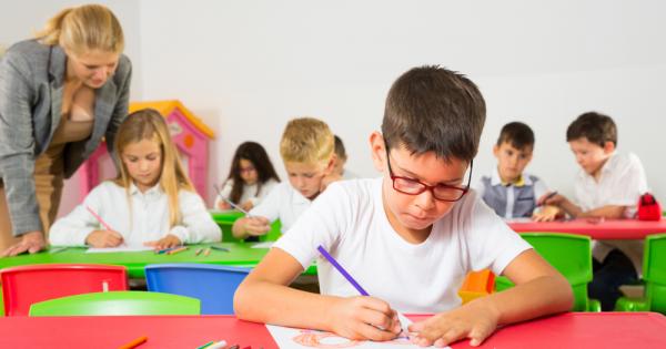 Когато бил малък Томас Едисон се върнал вкъщи с бележка