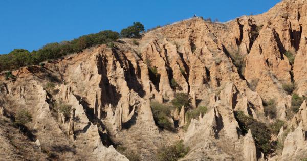 Стобските пирамиди са едни от най популярните сред туристите скални пирамиди Те се намират