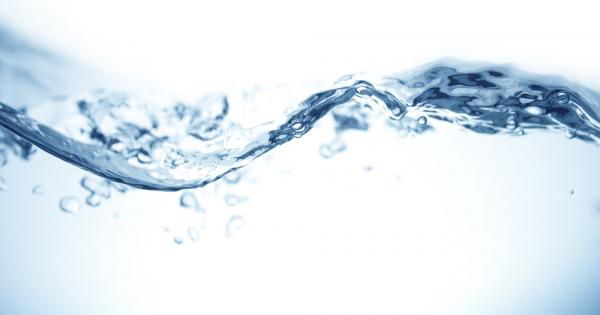 Водата е една от най фундаменталните молекули на Земята но и
