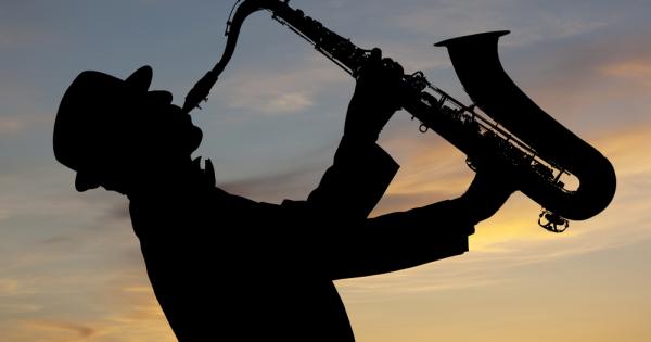 Когато гледаш как един талантлив музикант импровизира имаш чувството че