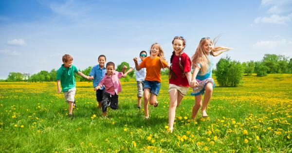 Астроном писател ветеринар инженер архитект актьор геолог фармацевт туристически агент