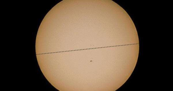 Подгответе слънчевите телескопи В понеделник 11 ноември Меркурий ще премине