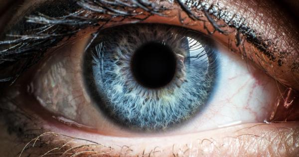 Често глухите или слепи хора развиват по силно останалите си сетива