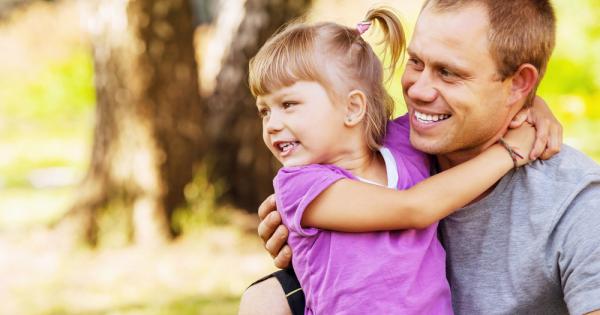 Ново проучване на Университета в Мичиган доказва че бащите играят много