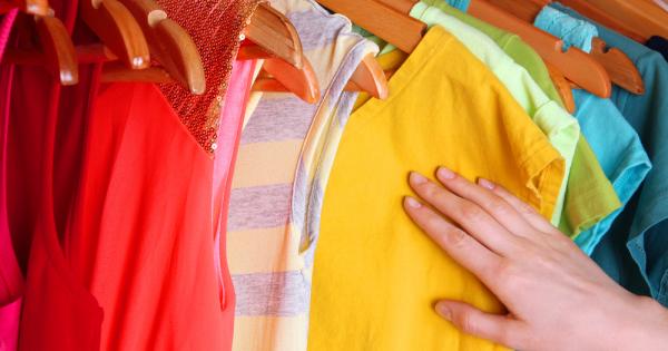 Преди да изберете сутрин дрехи от гардероба си дами първо